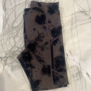 Athleta Rainier Tight Leggings Size M